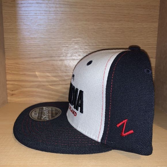 Zephyr Finlandia Vodka Of Finland Fitted Hat Cap Size M/L Rare **SAMPLE** - Picture 4 of 8